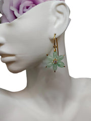 Elegant Aventurine Flower Light Green Earring