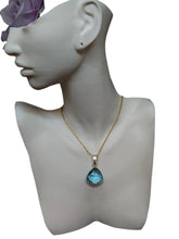 Fashionable Blue Topaz Necklace with Pendant