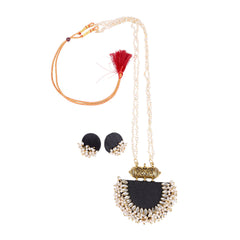 Pearl Eclipse Pendant Set