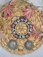 Silver Circular Pendant Necklace