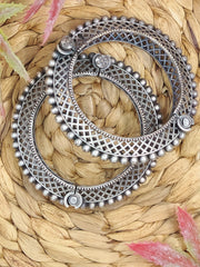 Silver Laticced Bangles with Silver Bead Lining