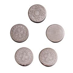 Silvery Dibbis Perfect for Gifting