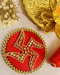 Swastik Decorative Rangoli – White Diamond & Gold Motifs on Round MDF with Gold