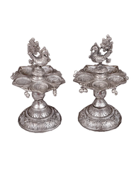Metal Crafted Samai Diya