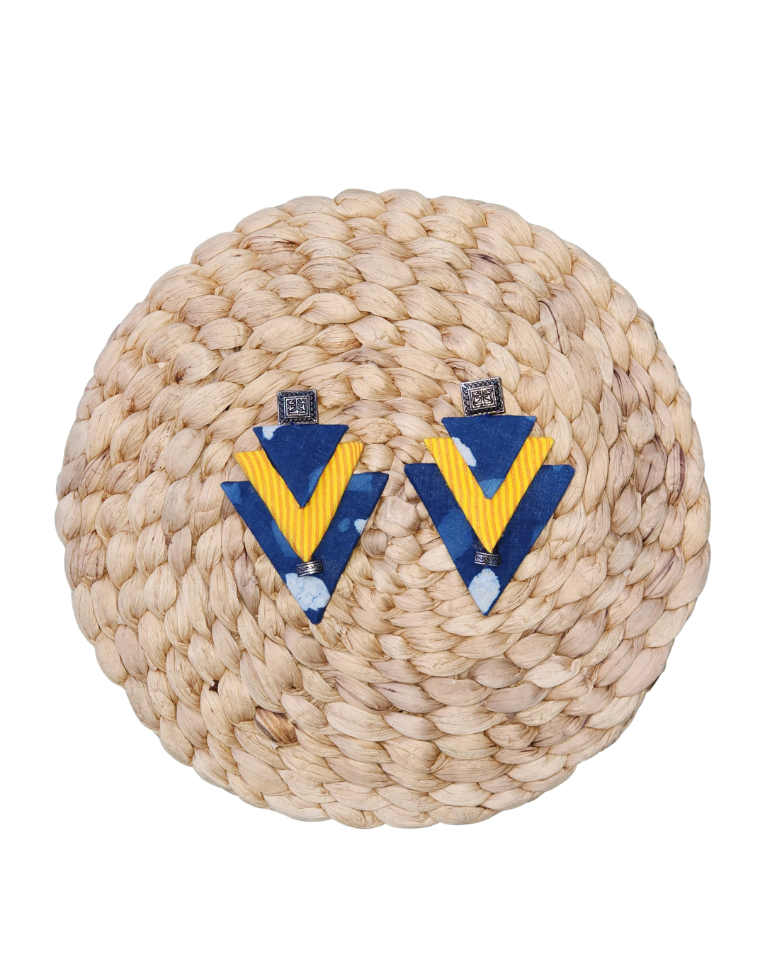 Triple Triangle Patterned Earrings