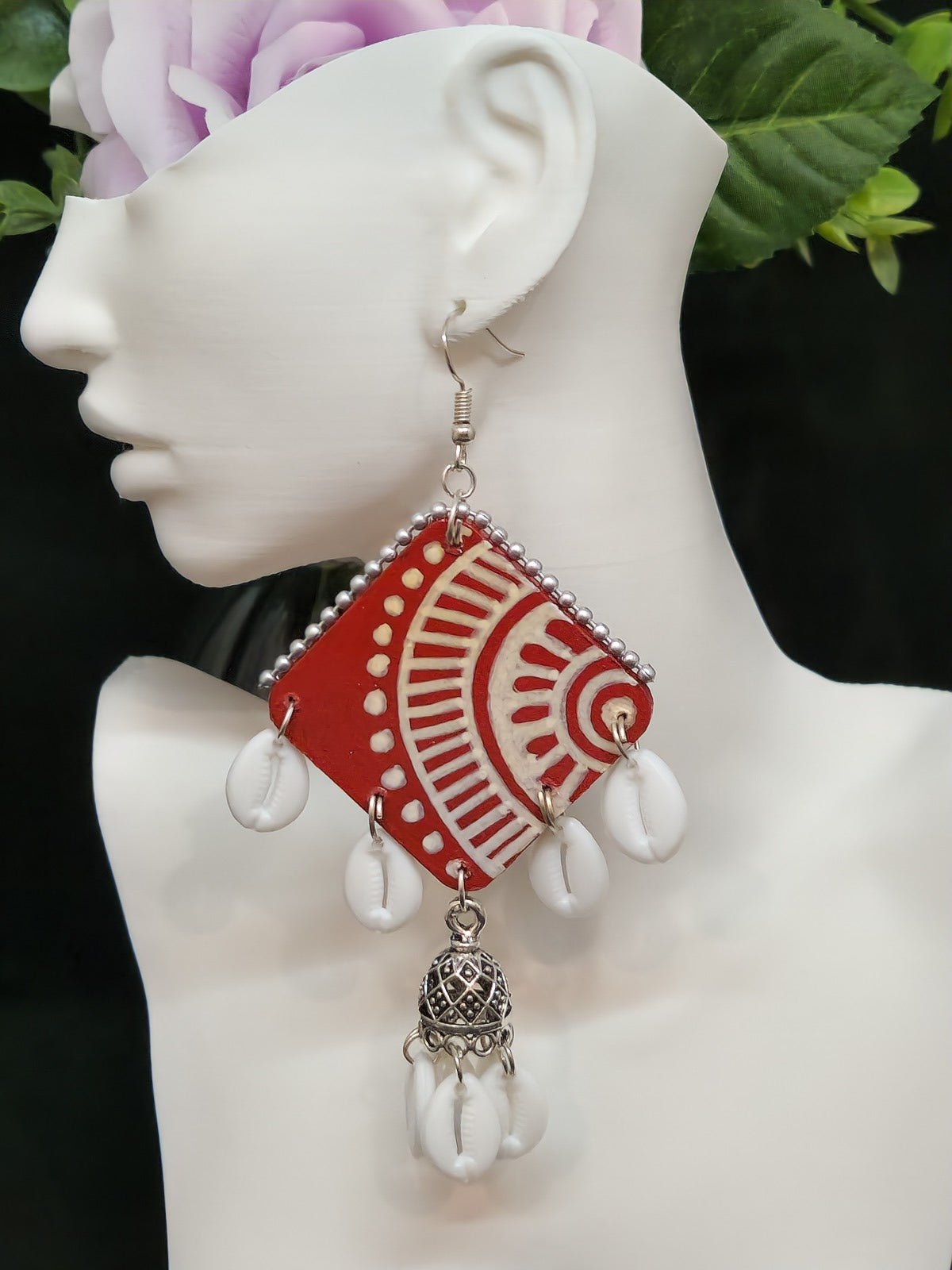Dangling Red Diamond Shaped Earrings with Shells