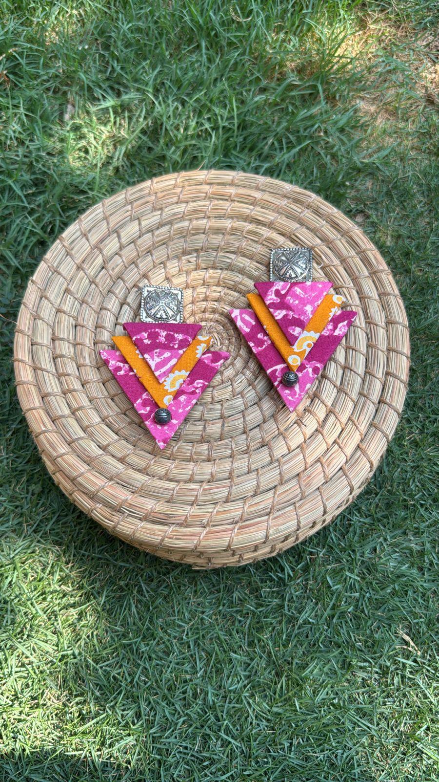 Triple Triangle Patterned Earrings