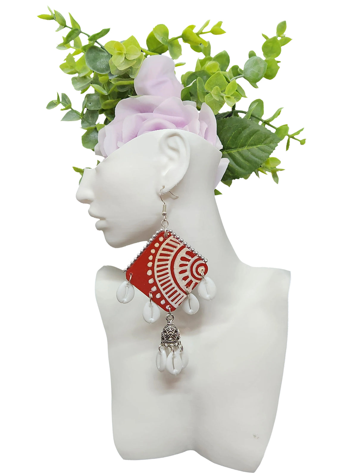 Dangling Red Diamond Shaped Earrings with Shells