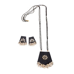Noir Pearl Blossom Kundan Mangalsutra Set
