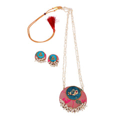 Paithani Nath Pearl Pendant Set