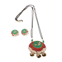Nathani Pearl Paithani Mangalsutra Set