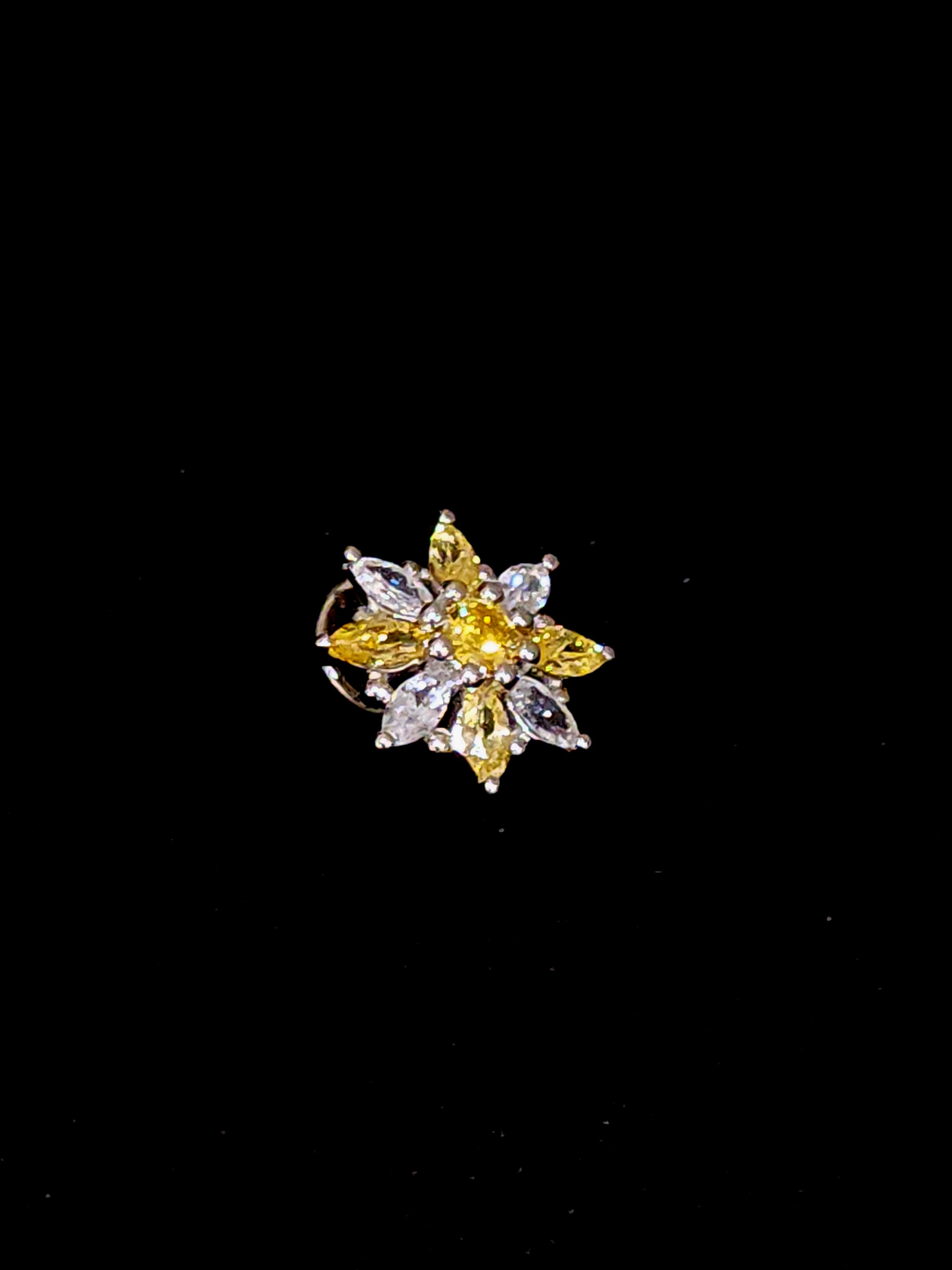 Fashionable Nose Pin