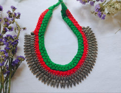 Red Green Pleated Oxidized Neckpiece