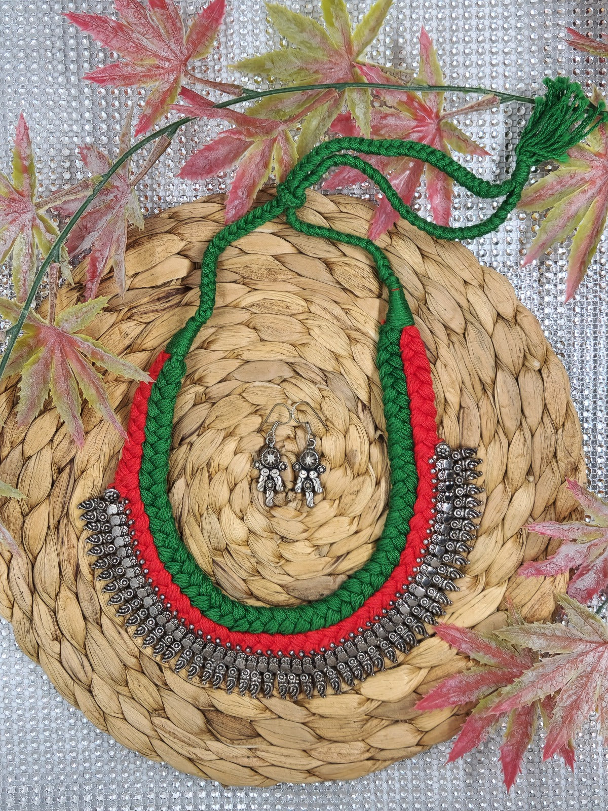 Red Green Pleated Oxidized Neckpiece